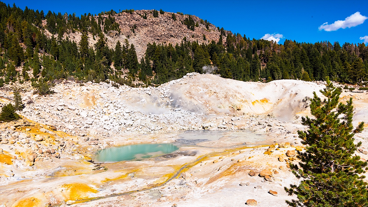  17 Lassen Volcanic NP 